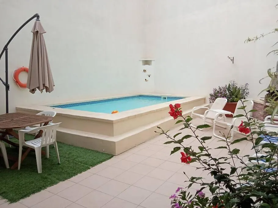 Apartment The Valley Maisonette With Private Pool In M'Scala Marsaskala